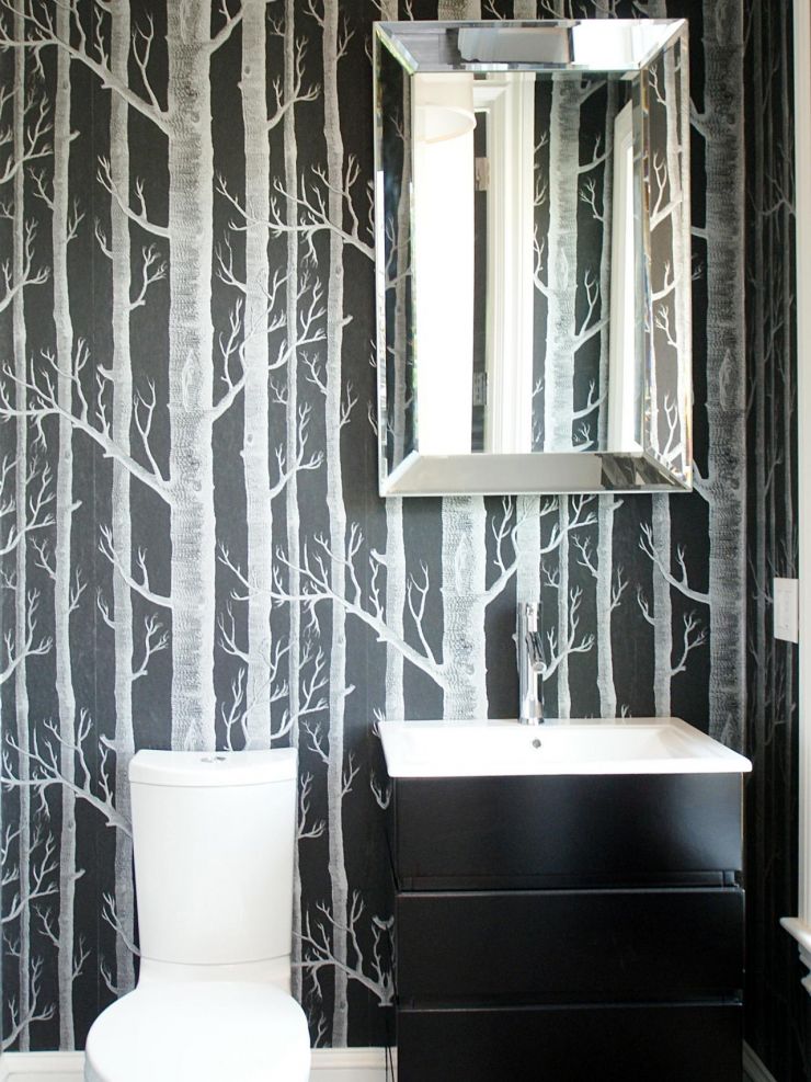 original_melissa-miranda-bold-wallpaper-bathroom_s3x4-jpg-rend-hgtvcom-1280-1707