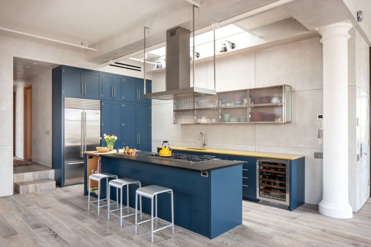 dark-blue-kitchen-on-light-color-floors-1-thumb-1400xauto-54618